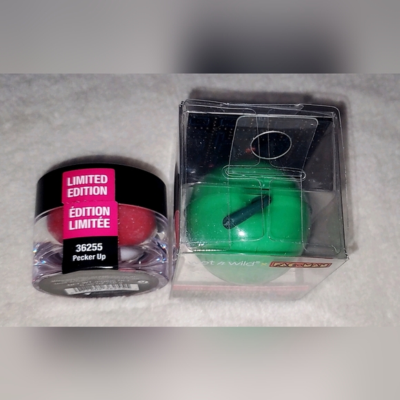NEW Wet n Wild Limited Edition Fruit Lip Scrubs Pac Man Green Apple Watermelon - Picture 10 of 12